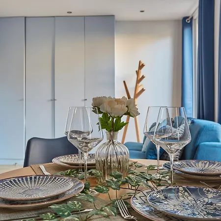 Stylish&comfortable In Perreire Appartamento